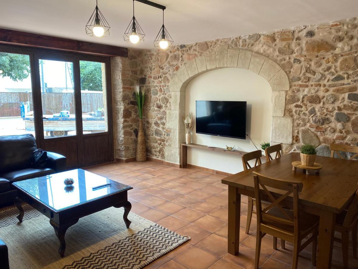 Masia Can Llonch Plegamans Exterior foto