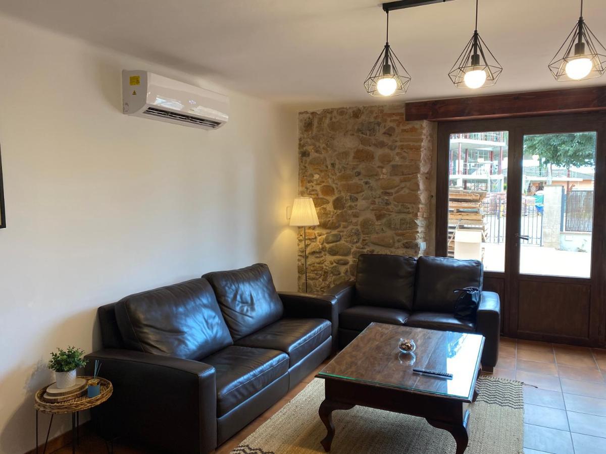 Masia Can Llonch Plegamans Exterior foto